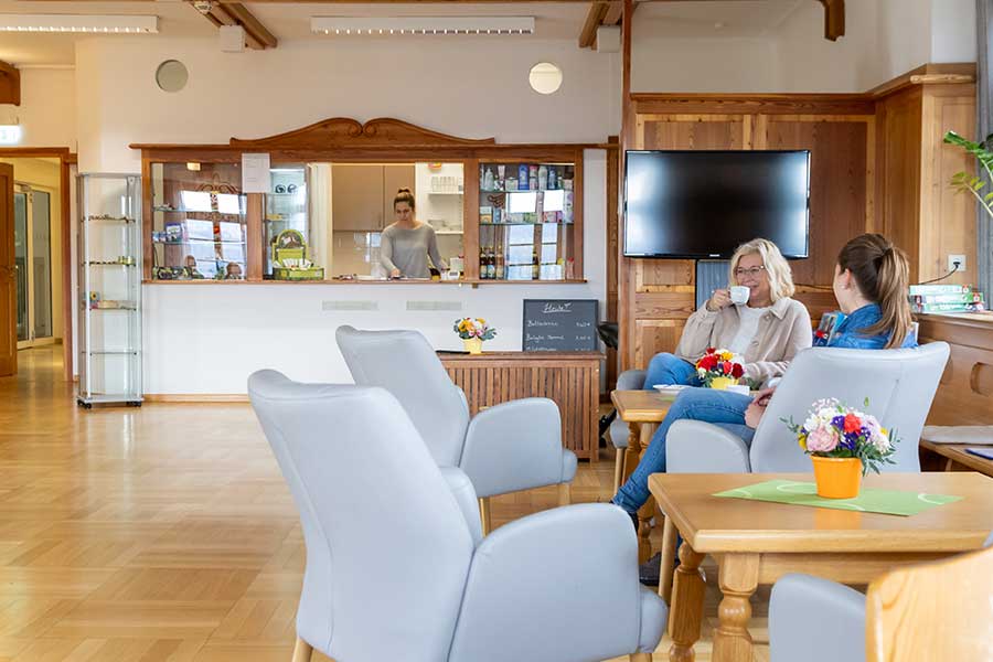 Blick in den Aufenthaltsraum Blick in den Aufenthaltsraum